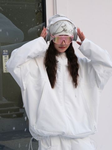 Hellystudio All-white 3L Snow Jacket - Unisex