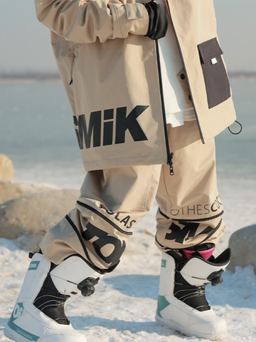 Tolasmik Wild Baggy Snowboard Jacket - Unisex